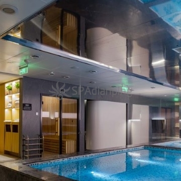 新发地·汤泉良子