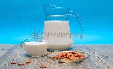 北京养生网建议久坐的朋友用梳子来按摩