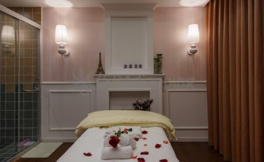 揭秘北京按摩中的不正经手法:护理误区与警惕