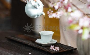 一次独特的北京品茶体验:茶香中的放松之旅
